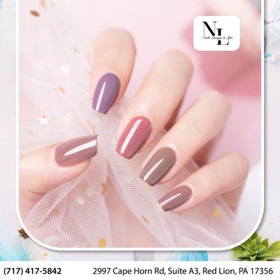 Discover the art of elegance with our luxurious nail designs!