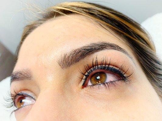 The Lash Lift is Low Maintenance It accomplishes this by giving the illusion of eyelash length.