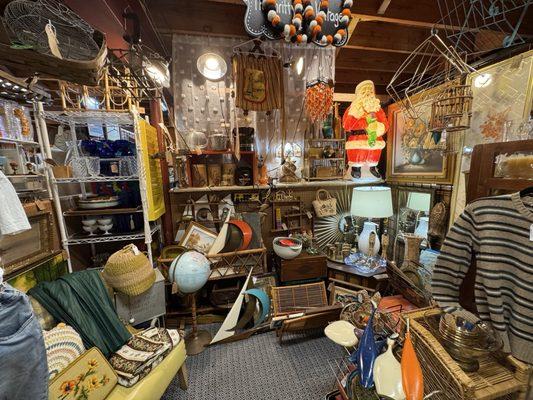 Rhode Island Antiques Mall