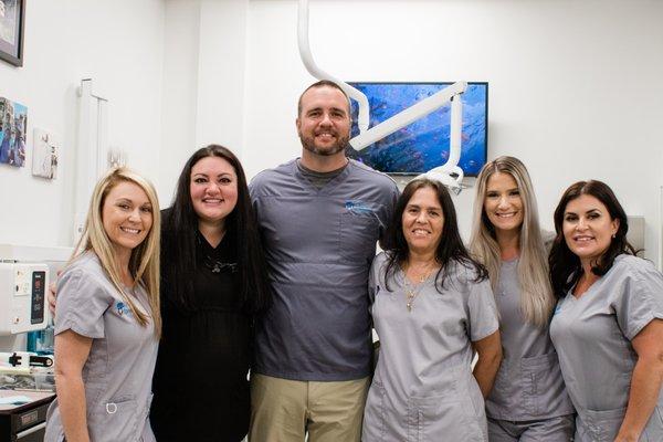 Reef Family & Cosmetic Dentistry