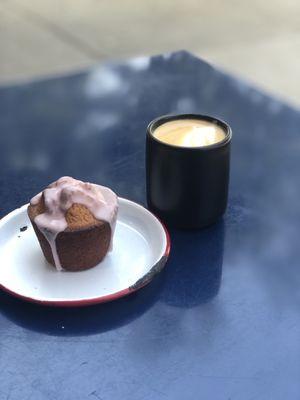 Financier & cortado