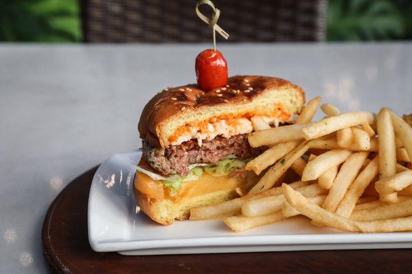 Impossible Burger (100% vegan) with vegan mozzarella, tomato, lettuce, red pepper aioli, french fries