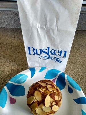 #almondsesamemuffin @buskinbakery @yelpcincy #daderrand #almostfriday