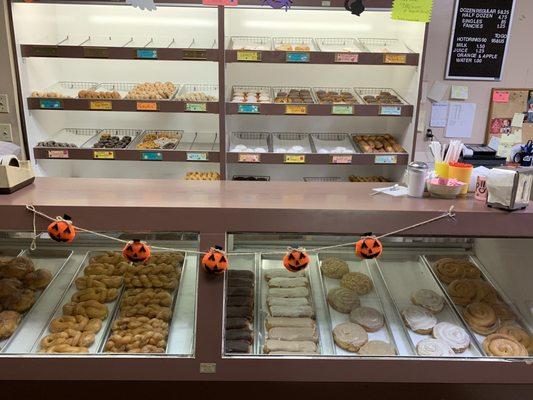 This is a small local homemade donut place. They made their donut daily in Columbus and sell it here.   Cash or Check Only.