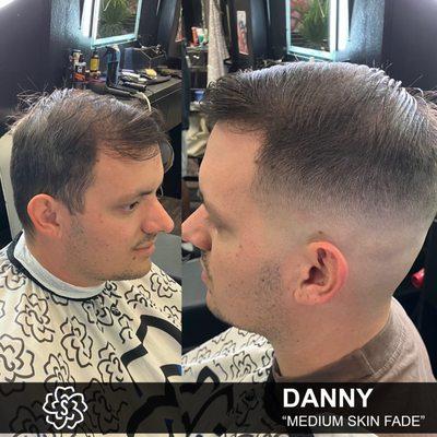 Danny crafted a sharp skin fade combover for a fresh, modern look!