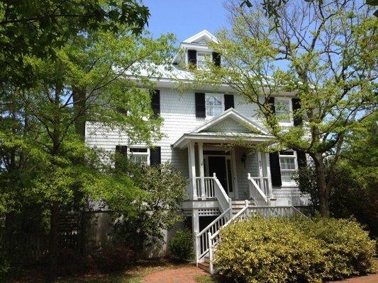 Colonial Shutters on Traditional Home