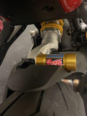 Close up view of new shock. Love the daredevil sticker