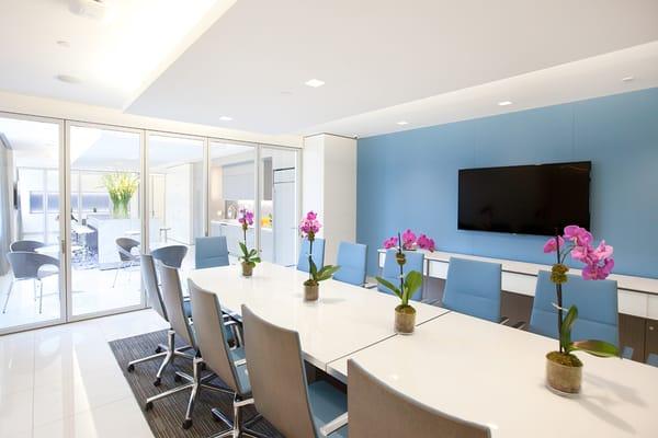 Hudson Conference Room - 16+ person