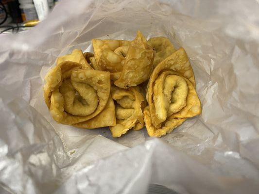 these are not Fried Pork Dumplings we did get these cold Fried Wontons in place