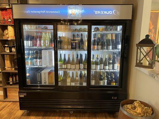 Sake and wine fridge