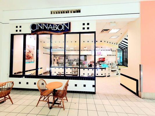 Cinnabon