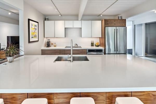 Full kitchen remodel for this Eichler in Willow Glen. We designed, built, and installed the kitchen and bathroom vanity for this customer.