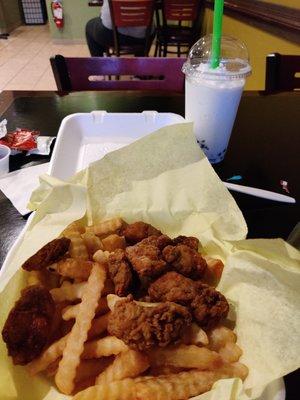 12 PC oyster with chips. And lychee smoothie with tapioca