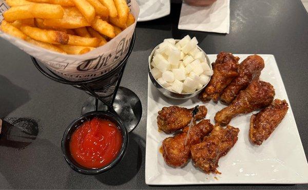 Small Combo: 3 Drums & 6 Wings // French Fries