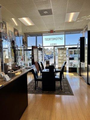 The District Eye Care Optometry