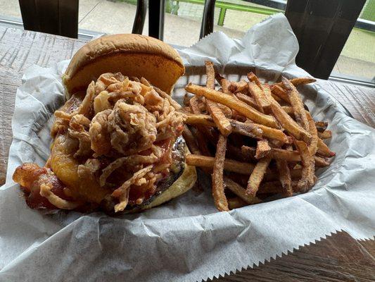 Bbq bacon burger