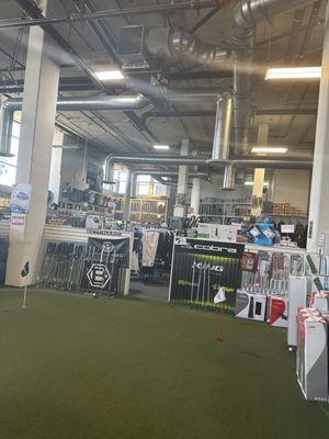 Indoor putting green