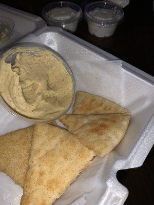 Hummus & Pita