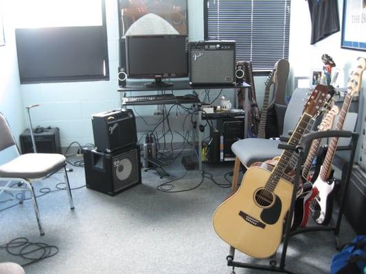 Guitar Room 1