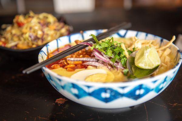 Ono Kao Sweh noodle dish