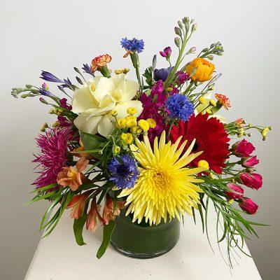 Rainbow pride arrangement