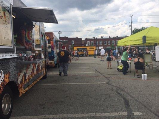 Food truck roundup.