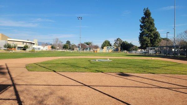 Pacific Park and Community Center