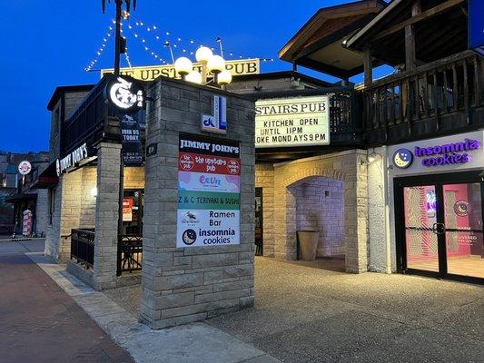 Area where the restaurant is located.