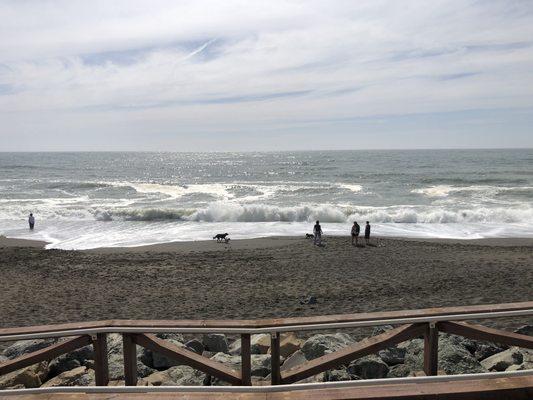 From the new stairs (very nice) - looking at the beach.