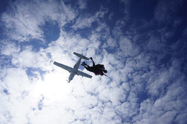 Tandem Skydiving at Skydive Cross Keys in Williamstown., New Jersey