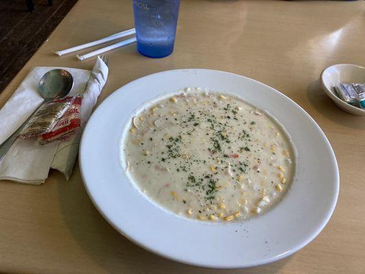 Cream of corn soup with chicken