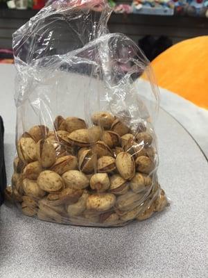 Lemon pistachios