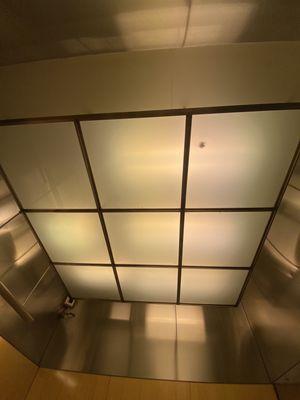 Montgomery/MEI elevator, Bloomingdale's Lenox Square