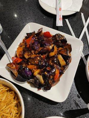 T9. Eggplant with garlic Sauce