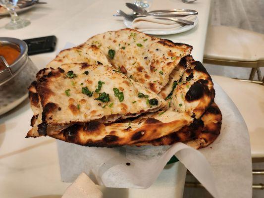 garlic naan