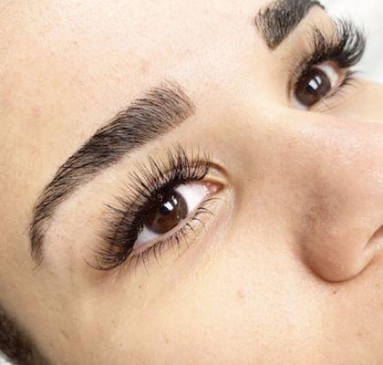 Brows, Brow Tinting, Volume Lashes and Bottom lashes!!