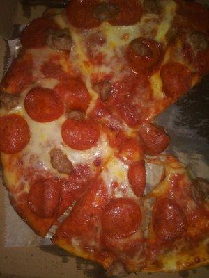 Pepperoni sausage and extra cheese. And was TERRIBLE