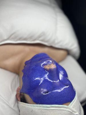 Soothing hydrojelly mask