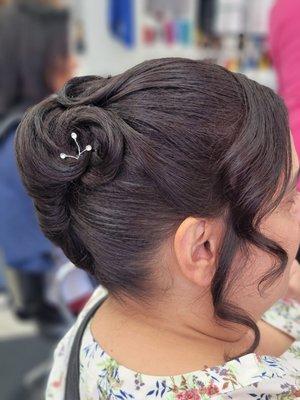 Updo by Lisa