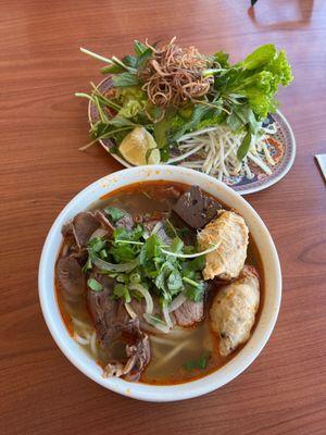 Bun bo hue