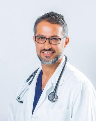 Dr Amir Parvinchi