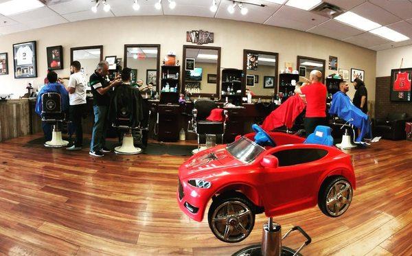 Barbers from NY & LA 
Friday's at Shave and Fade 
Book us for your special events and social gatherings!