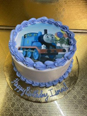 Thomas the train cake