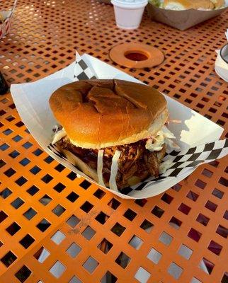 pulled pork sandwhich, with coleslaw