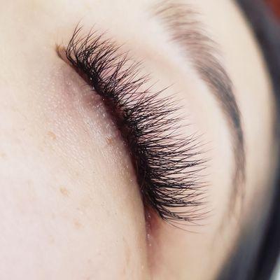 Volume lashes, love this angle!