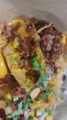 The bowling alley food is delicious from their loaded nachos to their BBQ bacon cheese burgers. This is a must try. Plus bowling and arcade!