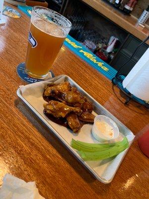 Bourbon 6 Classic Bone-in Wings from the happy hour menu