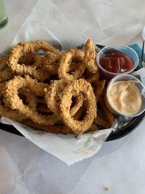 Fried calamari basket with Cajun fries.