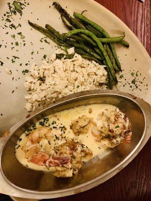 Crab stuffed shrimp in lobster sauce