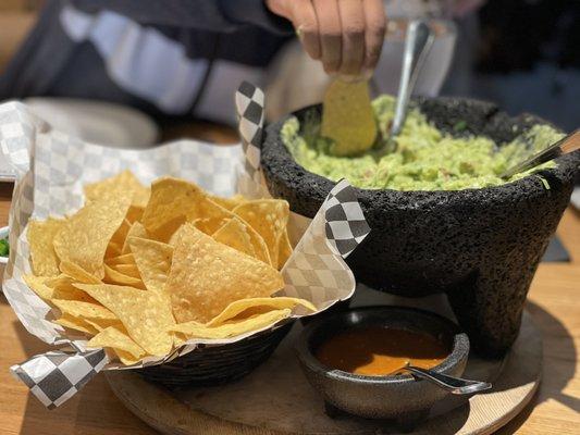 Guacamole and chips